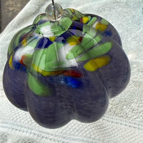 Multicolor hand blown Glass Flower Ornament - Picture 4 of 5